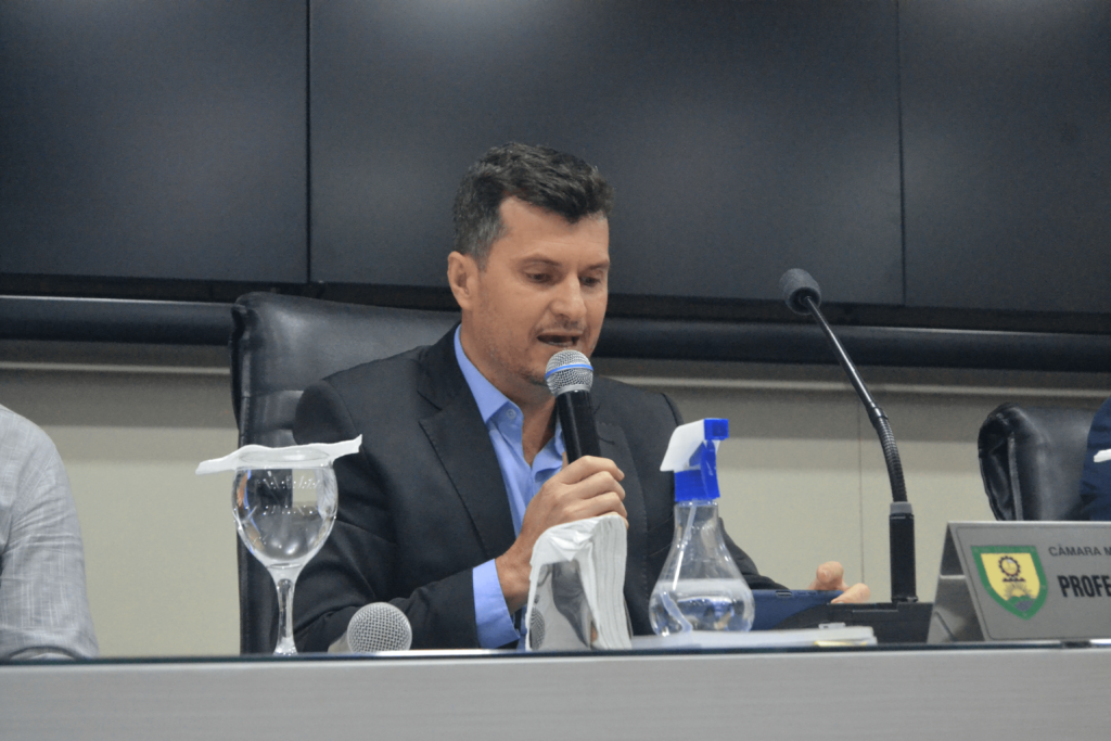 Vereador Professor Rurdiney tem proposta de auxilio alimentação para estagiários aprovada na Câmara