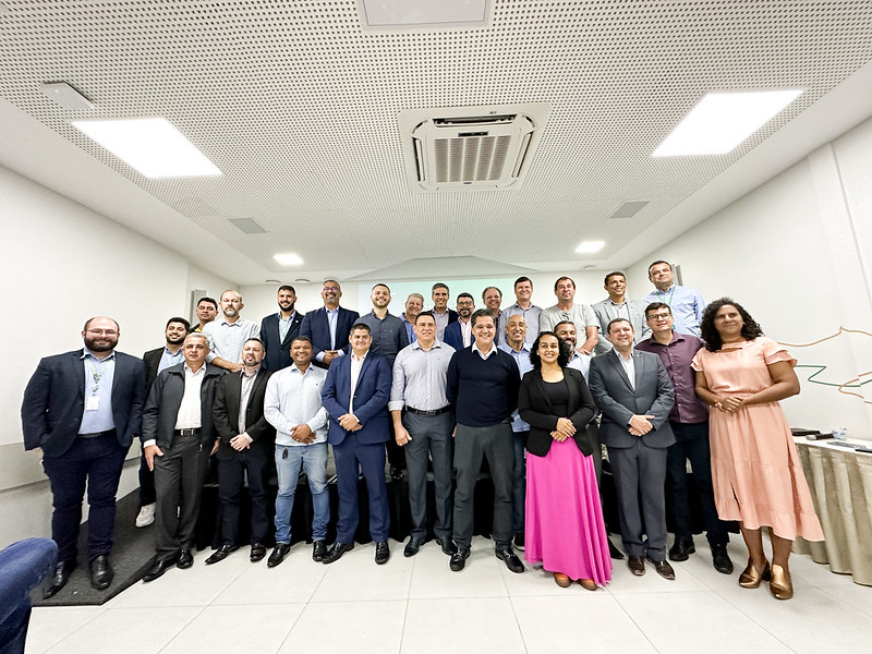 Rurdiney participa de encontro sobre cooperativismo