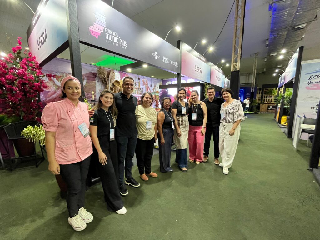 Rurdiney visita Feira dos Municípios